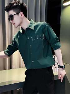 Green Ice Silk Short Sleeve Mens Shirt Design Sensation Handsome Trendy Summer Slim Fit No Ironing Thin Model Casual Shirt