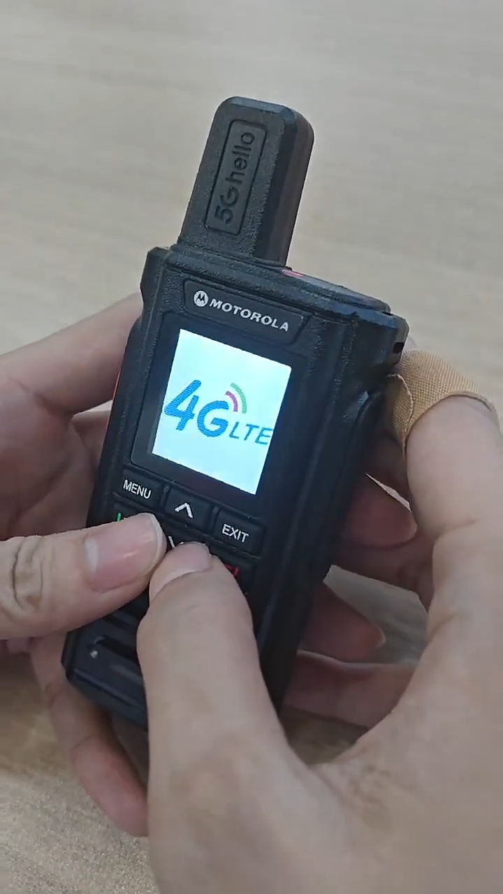 Walkie Talkie Motorola T99 4G 5000KM GPS intercom interphone mobile audio WIFI SIM CARD Network Radio