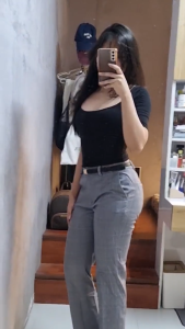 Giordano Womens Slim Fit Trousers - Perfect for Any Occasion - Pants Womenswear