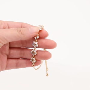 18K  Gold Korean Bracelet Chain Bracelet With Diamonds Adjustable Jewelry For Women For Christmas Gift For Women Fashion Birthday Flower Rhinestone Bracelet Heart-Shaped Adjustable Bracelet