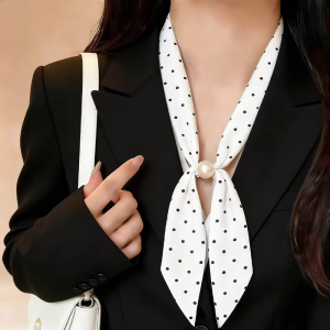 Khăn LụaVintage Chấm Bi Có Đính Hạt