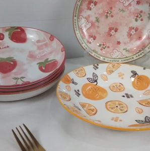 จานเซรามิค ชามคาเฟ่ จานกระเบื้อง ถ้วยมินิมอล รุ่น ลายส้ม กระต่าย สตอเบอรี่ ขนาด 8นิ้ว สไตล์มินิมอล เข้าไมโครเวฟได้