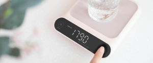 mooas Modern Square Digital Kitchen Scale Electronic scale Portable scale Power saving LED display Touch sensor buttons Nonslip pad 3 colors Measure up to 1kg For cooking baking baby food