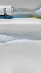 Chai Xịt Tẩy Rửa Bồn Cầu Toilet Tẩy Rửa Mọi Vết Bẩn Hương Chanh Thơm Mát Loại 500ml