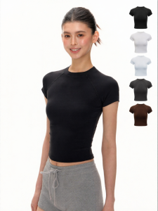 Retro American Style Pure Color Short Tee Plug Shoulder Short Style