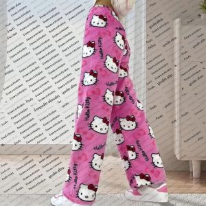 กางเกงนอนลายคิตตี้ Y2K สำหรับฤดูใบไม้ร่วงและฤดูหนาว กางเกงอนิเมะสำหรับผู้หญิง กางเกงนอนลายการ์ตูนสำหรับคู่รัก ชุดนอนใส่สบายๆ อยู่บ้าน