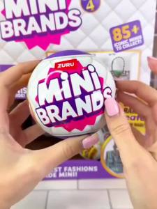 Bandai | ZURU Mini Brands Fashion Series 4 Surprise Ball Blind Box Mini Bags Shoes Clothing Collectible Finger Toy for Fashion Collectors