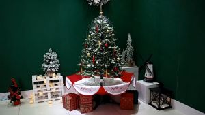 170cm Electric Snowing Christmas Tree Christmas Deer Head Hugger falling snow Christmas Tree Xmas