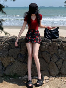 CHANGTONG | Retro Red Floral Two-Piece Set