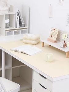 CHT ผ้าปูโต๊ะ สี่เหลี่ยมผืนผ้า กันน้ำและกันเปื้อน วัสดุหนัง ทำความสะอาดง่าย ทนต่อการสึกหรอ มีสีต่างๆให้เลือก มี 3 ขนาด สีสด