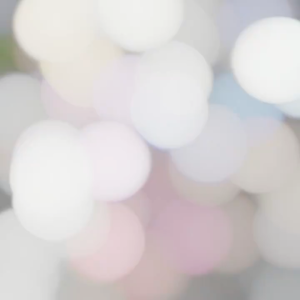 💎 กระเป๋าเครื่องสำอางค์เอนกประสงค์ ทรงสี่เหลี่ยม มีหูหิ้ว ด้านในมีช่องแยกของ ขนาด 24×18×9 cm