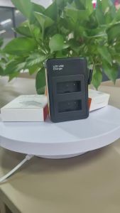 LP-E17 LPE17 LP E17 Camera Battery LED Dual USB Charger for Canon EOS R8 R50 RP 200D 250D M3 M5 M6 750D 760D T6s 800D T8i