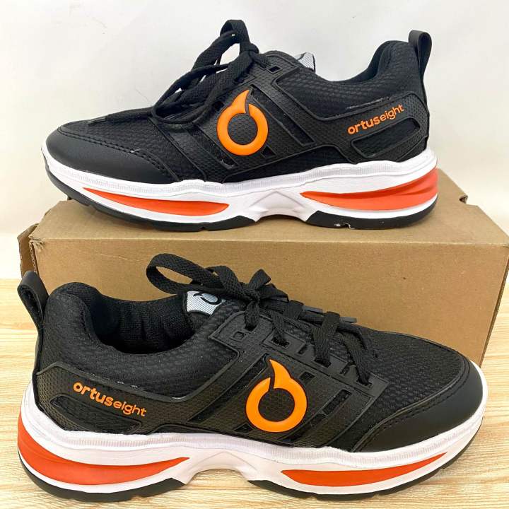 sepatu sneakers ortus