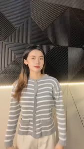 Cardigan Rajut Himawari dengan 2 Saku Tempel dan Kancing - Nyaman dan Modis - Santai