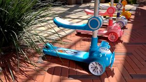 Kids Folding Scooter for Boys and Girls Foldable and Portable Adjustable Handlebar Lightweight Outdoor Toy Birthday Gift