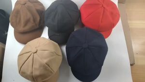 Topi Baret Topi Gurita Topi Pelukis Versi Korea Wanita Pria Impor