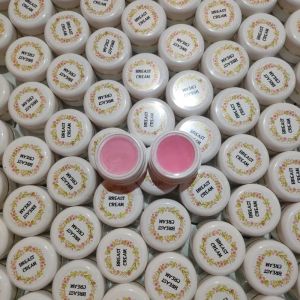 BREAST CREAM Pembesar YuYu jadi indah