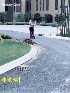 Eighty8 Fitness Foldable Kick Scooter suitable from age 7 to adult Built in hand brake with 8 inches wheels max weight loading 120KG