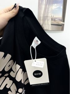 Áo thun cotton tay ngắn phong cách cổ điển dành cho nam và nữ Quần áo mùa hè phong cách Hồng Kông dáng rộng từ Quảng Châu