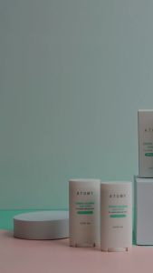Sáp lăn chống nắng vô cơ làm dịu  đặc biệt dành cho da nhạy cảm có chỉ số chống nắng vượt trội SPF50+ PA++++ -  - Atomy Derma Calming Sun Stick - 애터미 프레쉬 선로션  -Атоми фреш солнцезащитный лосьон