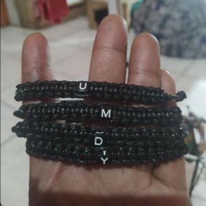 [PROMO] Gelang Inisial Kotak Hitam Model Anyam Termurah A-Z