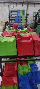 kantong plastik kresek warna murah 1/2kg (500gr) ukuran 15×33 kualitas no.1