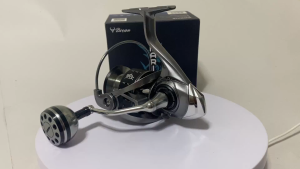 รอกสปิน BISON MARINE ไบซัน มารีน 10+1BB แขนเกลียว ของแท้ 100%