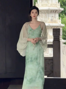 เสื้อคลุมกันแดดผ้าชีฟองไหมน้ำแข็งสไตล์จีนใหม่สำหรับผู้หญิงในฤดูร้อน เสื้อคลุมกันหนาวแบบบางพอดีตัวสำหรับใส่กับกระโปรงชุดจีน