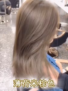 ครีมย้อมผมปราศจากแอมโมเนียครีม สีเดียวฟิล์มผมขาว หลายสี ชาดำสีเทา สีฟ้า และสีดำ หรือปราศการผมที่ดีที่สุด