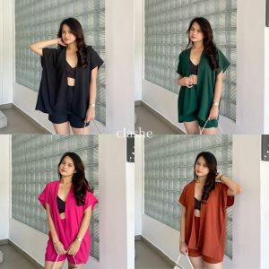Setelan Wanita Atasan Cardigan Lengan Pendek Dan Celana Pendek Crinkle Airflow Anti Lecek Korean Style Kekinian Terbaru Ootd Xera Set by Clashe
