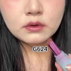 UHUE | Uhue Mirror LipstickMoisturizing & Non-DryingSmooth ApplicationHighly PigmentedDaily MakeupCommute EssentialWinter Luxury