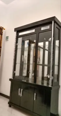 Lemari hias minimalis 3 pintu Bufet hias Lemari pajangan bisa COD (KHUSUS BANTEN)