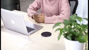 W15 Wireless Fast Charging QI Quick Charger