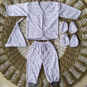 1 Set Baju Bayi Baru Lahir Tangan Panjang 1 Kupluk Dan 1 Set Sarung Tangan Kaki Baby
