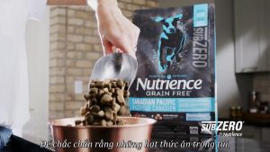 Thức ăn cho chó Nutrience Subzero Grain-free Fraser Valley - gà tây cá hồi cá trích cá tuyết và rau củ trái cây tự nhiên