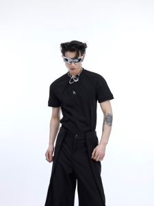 Slim Fit Short Sleeve T-Shirt with 3D Textural Design Base Layer Shirt Pioneer Style Metal Decoration Breathable Polyester Blend