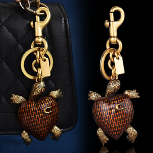 Vintage Turtle Handbag Charm Brown Enamel Antique Gold Keyring Old Money Purse Pendant Custom Tag Gift For Women Designer Bags