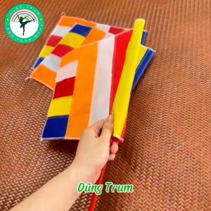 Cờ Phật Giáo cầm tay vải phi bóng bền đẹp