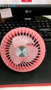 พัดลมตั้งโต๊ะ ชาร์จ USB ลมแรง3 ระดับ ZB101แบบตั้งโต๊ะ สะดวกต่อการใช้งาน แขวนได้ แบตเตอรี่ในตัว พัดลมพกพา