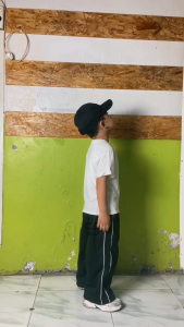 Celana Anak Baggy/Skena Strip Putih Laki-Laki Dan Perempuan 2-13 Tahun Bahan Fleece 240 grm - Fashion Anak