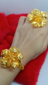 Grosir Gelang Kendari Tembaga Bunga Berlapis Emas 18K Gold Berwarna Hadiah Ulang Tahun Elegant Fashion Mewah Dubai India Perhiasan
