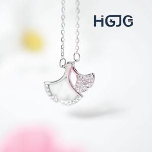 Dây Chuyền Nữ Bạc 925 HGJG Mặt Lá Rẻ Quạt May Mắn Đá Xà Cừ Tỉ Mỉ Lấp Lánh Bắt Sáng Đeo Hằng Ngày
