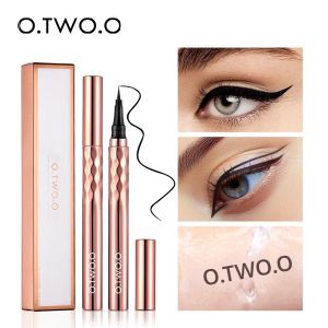 O.TWO.O อายไลเนอร์ดินสอ Liquid Eye Liner กันน้ํา Smudge Proof Quick Drying 12 ชั่วโมง Ultra Fine อายไลเนอร์สีดําสําหรับลูกศร
