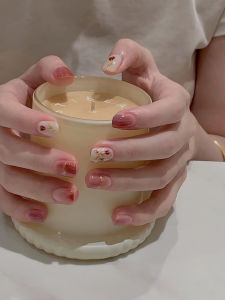 Retro Gold Embossing Tulip Nail Art Wearable False Nails Hand-Painted Gradient Mirror Powder Nail Stickers Chinese Brand