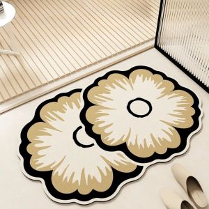 VIKAMA Irregular Flower Shape Entryway Doormat Water Absorbing Quick Drying Slip Resistant Stain Resistant Room Home Decor