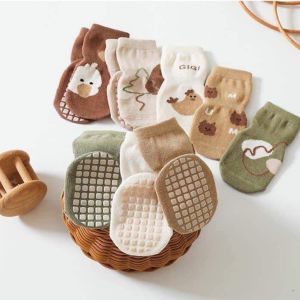 Tất vớ Nemo baby cổ cao chống trượt nhiều hình dễ thương cho bé trai và bé gái từ 0-3 tuổi - Lagim House