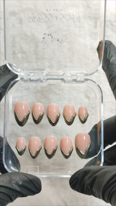 Arias Handmade Press-on Nails | * CHROME WAVE * (Almond Shape)