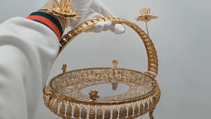 Metal Fruit Plate Creative Retro Pastry Tray Light Luxury Handheld Storage Basket Room Gold Decorative Basket