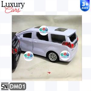 MM Mainan Mobil Luxury Car Lampu Musik Telolet DM01