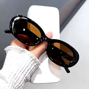 COD แว่นตากันแดดกรอบวงรีขนาดเล็กลายดาวY2Kแฟชั่นสไตล์เกาหลีวินเทจป้องกันรังสียูวีแว่นกรองแสงสำหรับผู้ชายและผู้หญิง